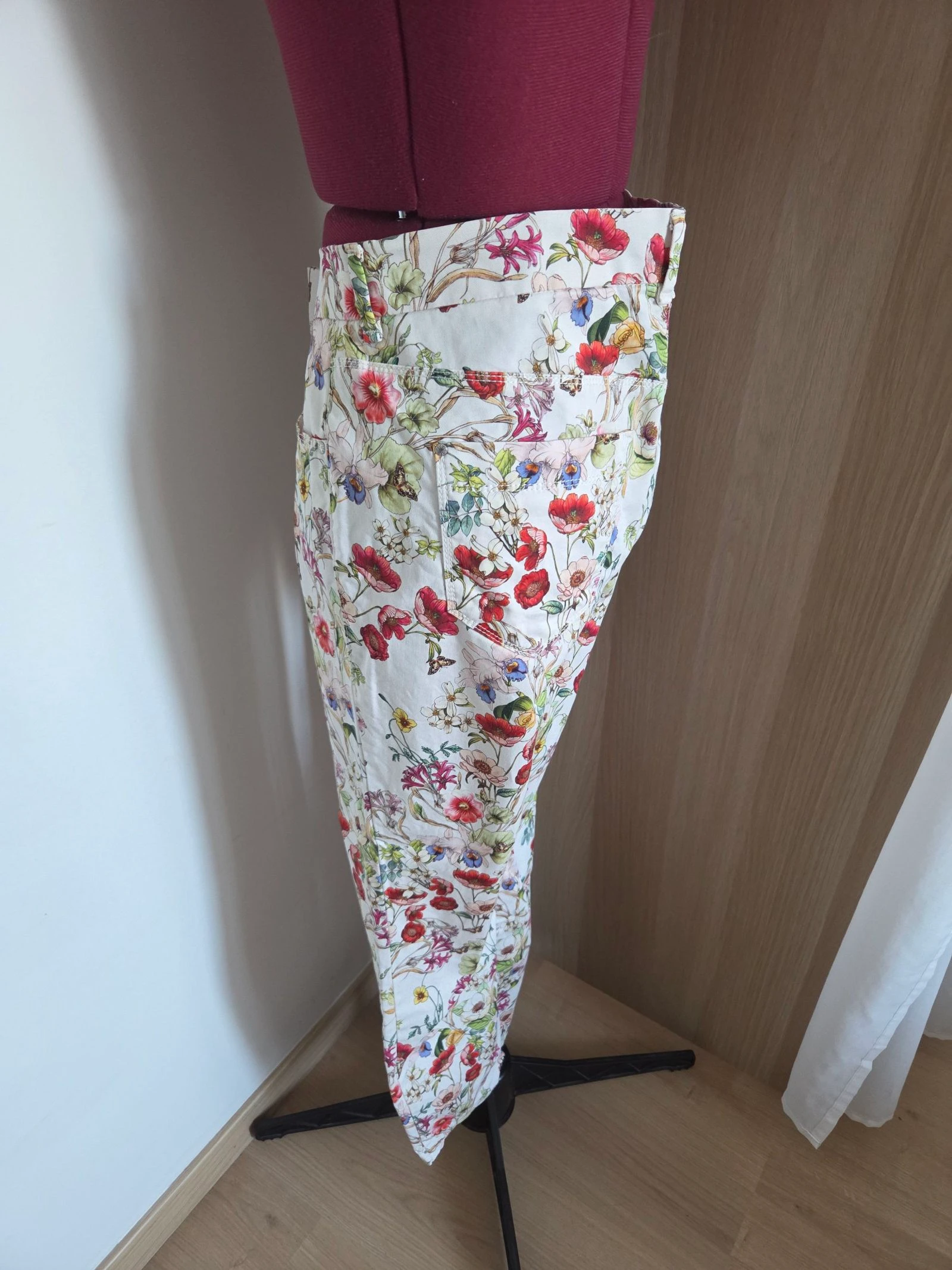 Slim fit high-waisted white floral print trousers size 40 FR Atelier Gardeur – photo 5